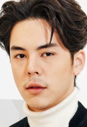 พชร จิราธิวัฒน์